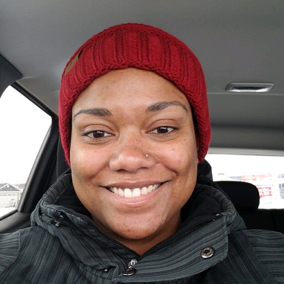 Meet your Posher, Janay - Picture 1 of 1